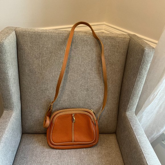 Valentina Crossover - Picture 1 of 2